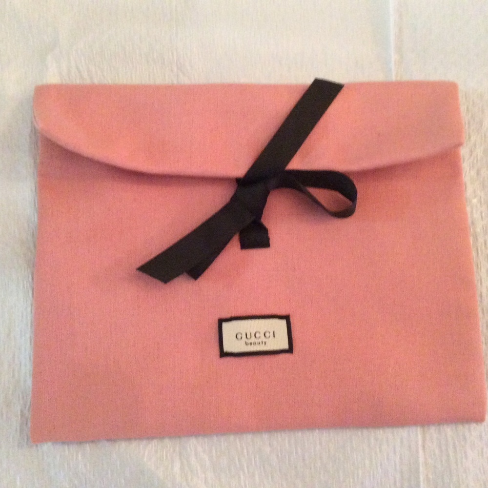 Gucci beauty travel  pouch - FINAL LAST CALL!!